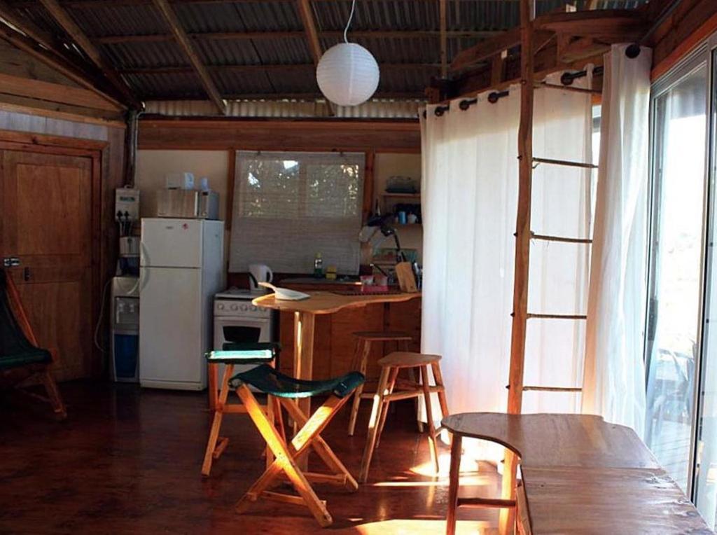 Amapondo Backpacker Lodge Port Saint John's Номер фото