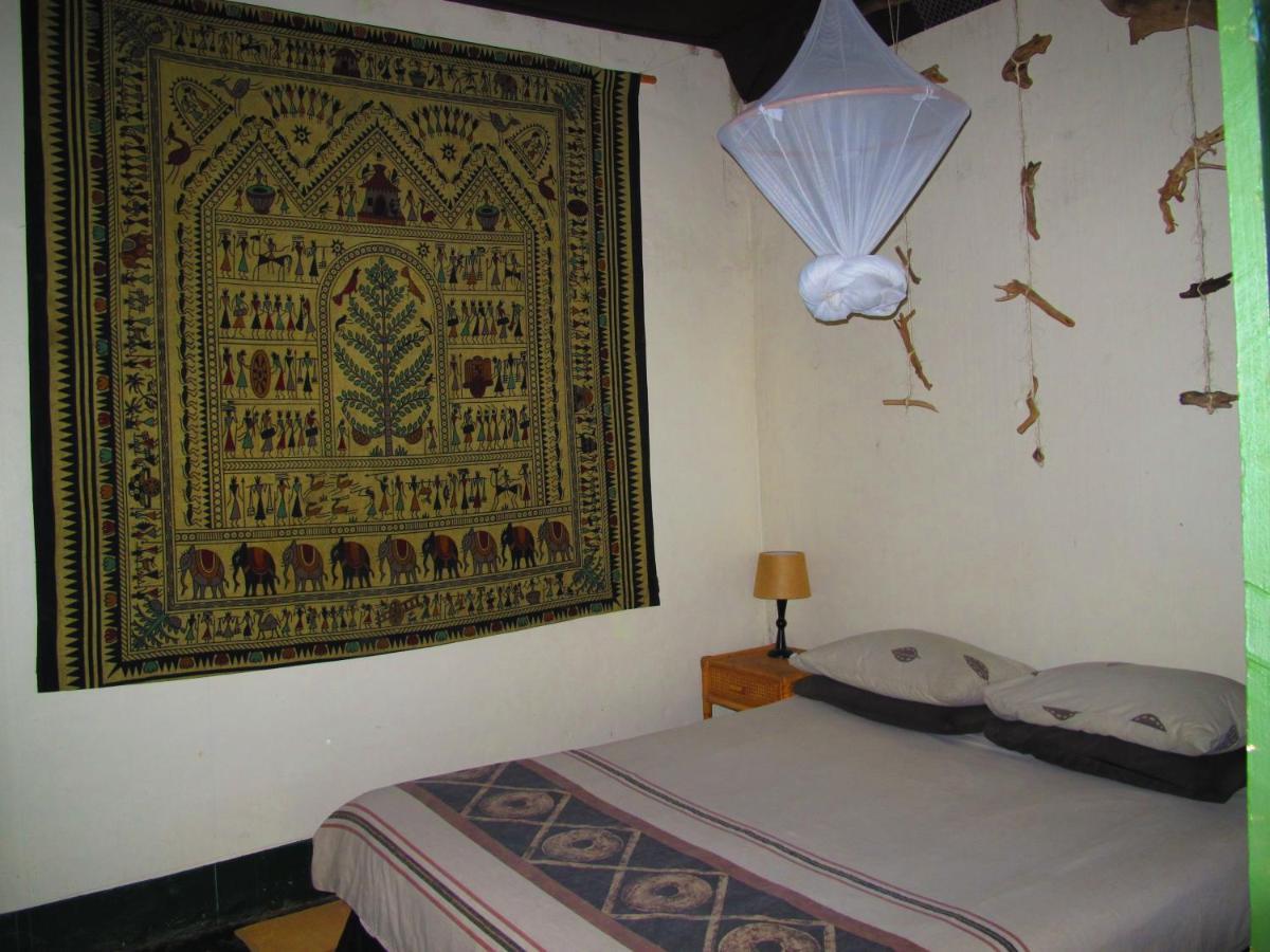 Amapondo Backpacker Lodge Port Saint John's Екстер'єр фото